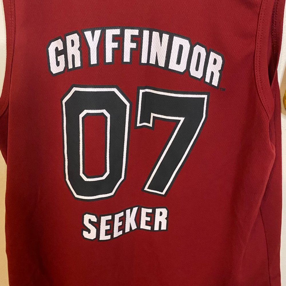 Harry Potter Gryffindor Seeker 2 Piece Hot Topic Set - Picture 7 of 7